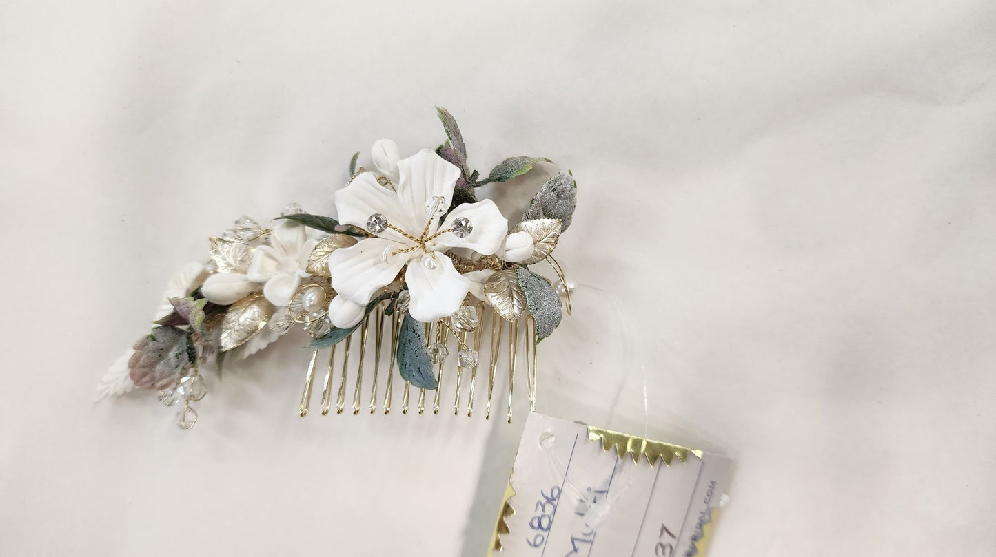 Bridal hair comb style 6836