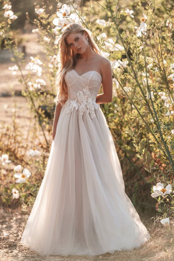 Empire waist tulle wedding ballgown style R3700