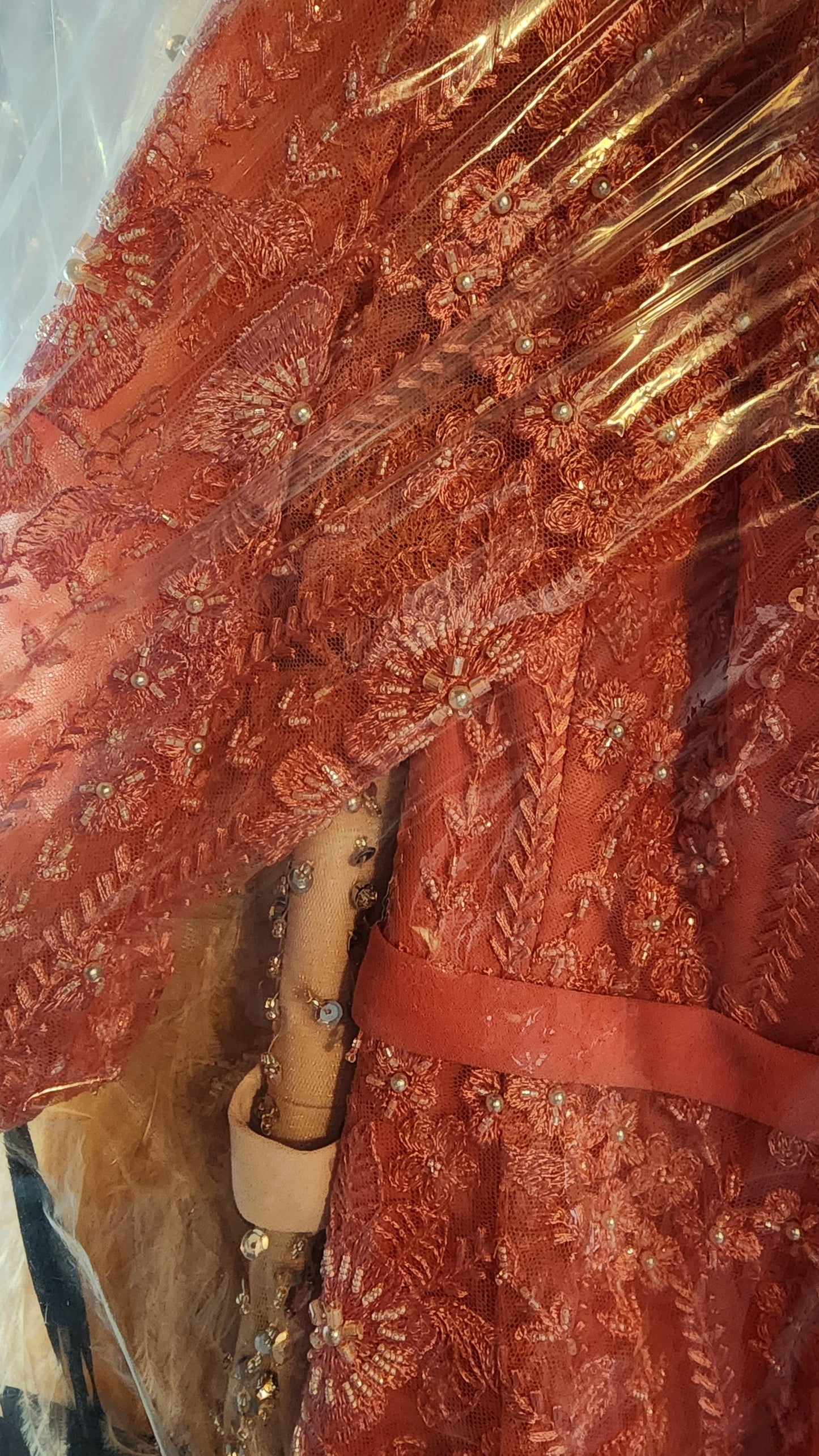 Mother of the bride long chiffon and lace dress size 20 glaciar color